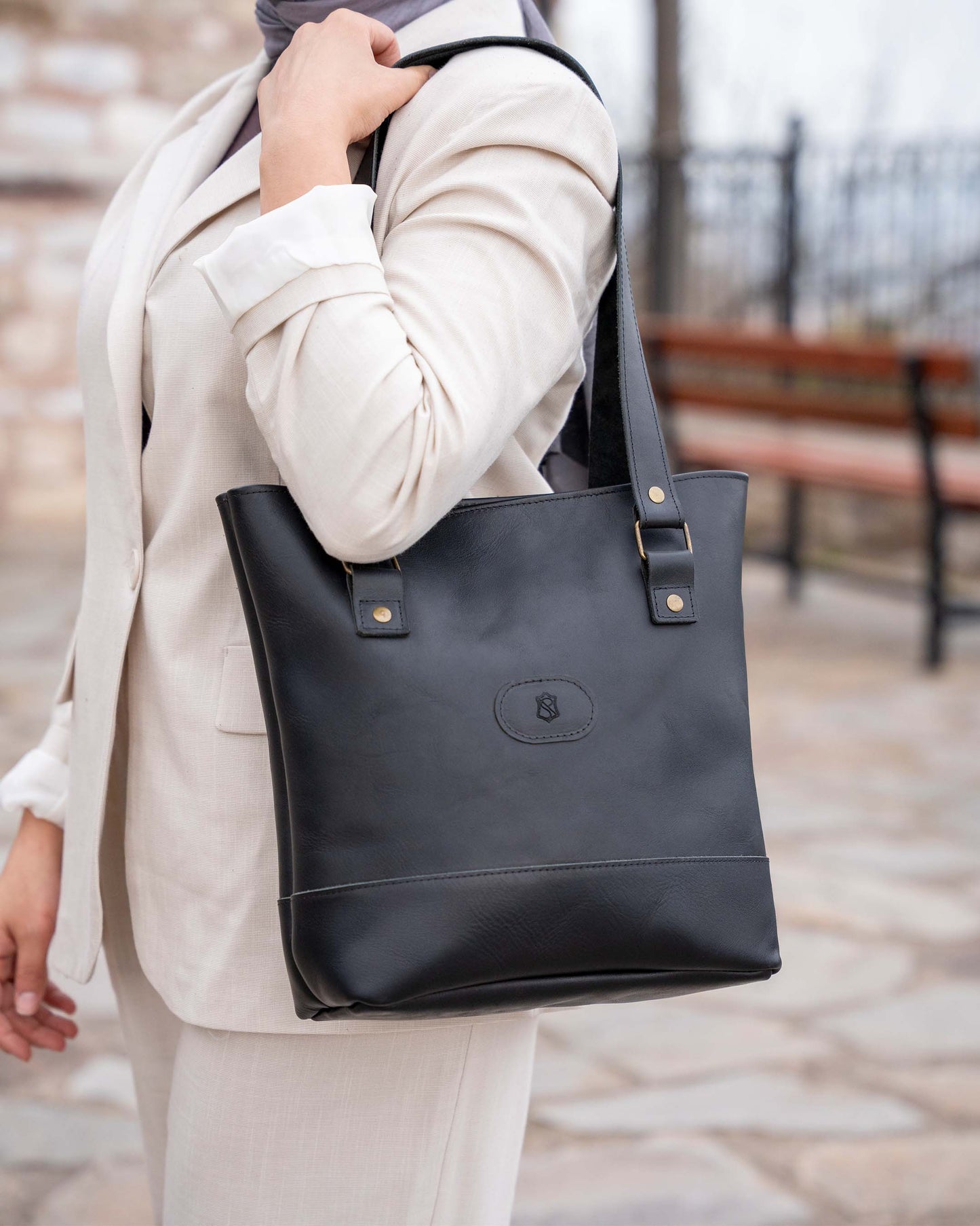 Lena-Tote Çanta