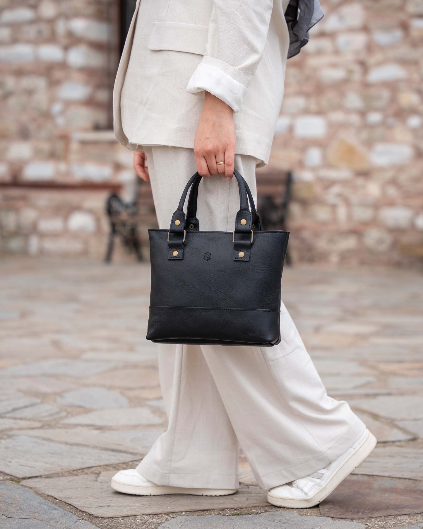 Lena Mini